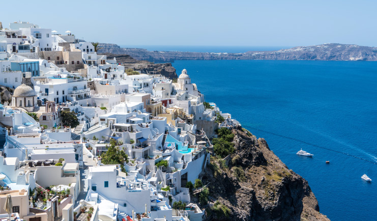 best time of the year to visit Santorini Greece