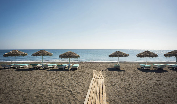 perivolos beach in Santorini Greece